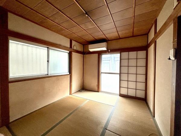 堺市西区上野芝町5丁　中古戸建 内観写真（リビング以外の居室）