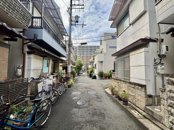 堺市西区上野芝町5丁　中古戸建 現地写真（前面道路含む現地写真）