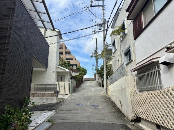 堺市西区上野芝町5丁　中古戸建 現地写真（前面道路含む現地写真）