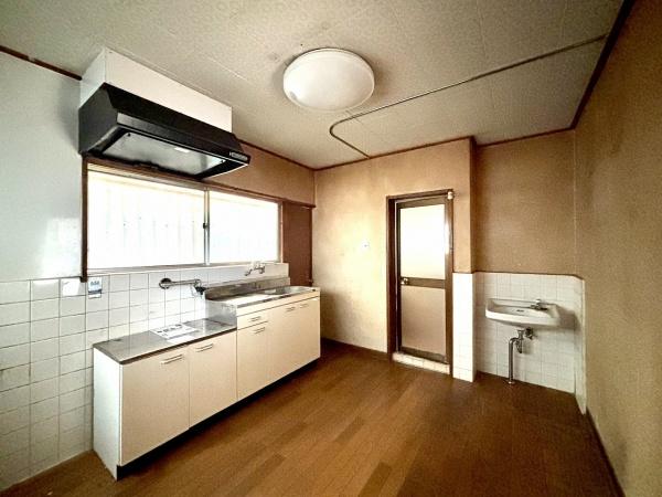 堺市西区上野芝町5丁　中古戸建 内観写真（リビング）