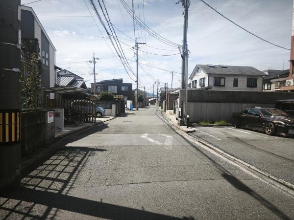 京都市南区上鳥羽堀子町　上物有売土地 現地写真（前面道路含む現地写真）