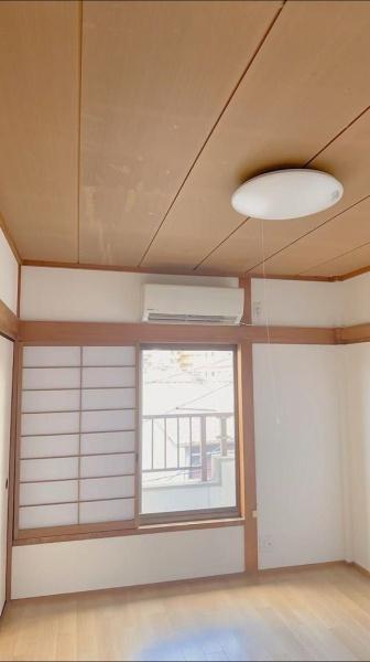 大阪市平野区平野東1丁目　中古戸建 内観写真（リビング以外の居室）