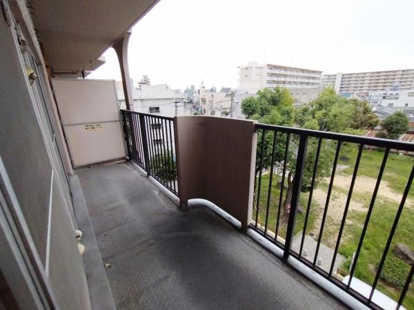 ネオハイツ港大橋 現地写真（バルコニー）