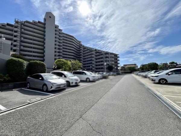 シティパーク北野田 共用部写真（駐車場）