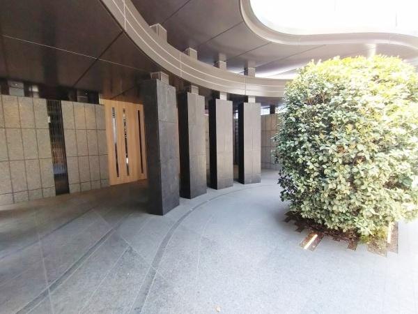 ローレルタワー堺筋本町 共用部写真（エントランス）