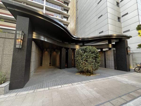 ローレルタワー堺筋本町 共用部写真（エントランス）