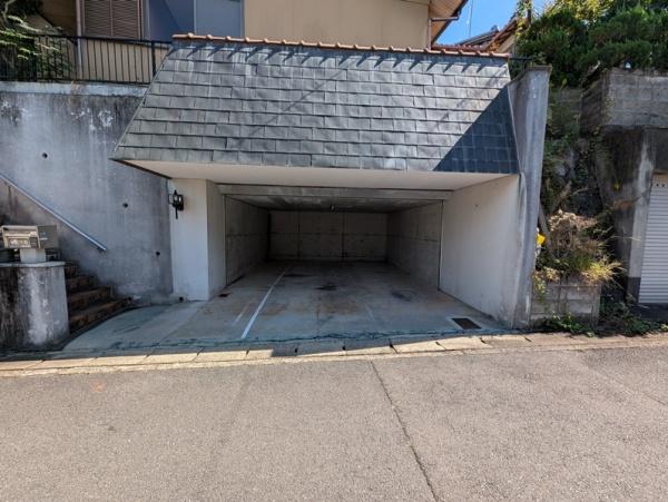 京都市左京区岩倉長谷町　中古戸建 現地写真（駐車場）