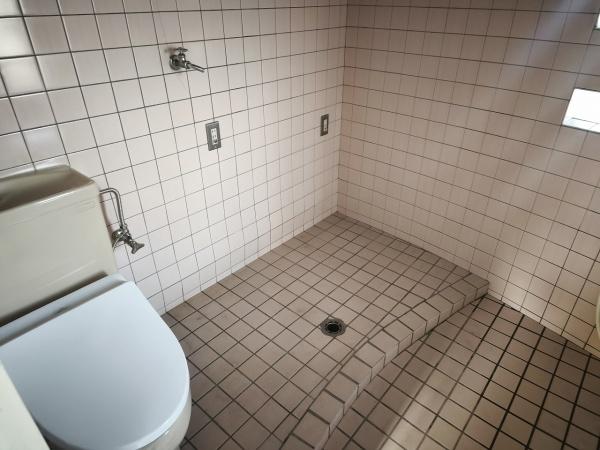 滋賀県大津市千石台　中古戸建 内観写真（トイレ）