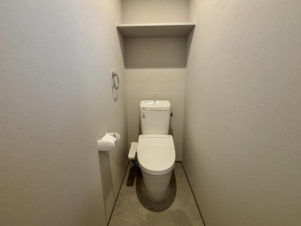 堺市美原区平尾　中古戸建 内観写真（トイレ）