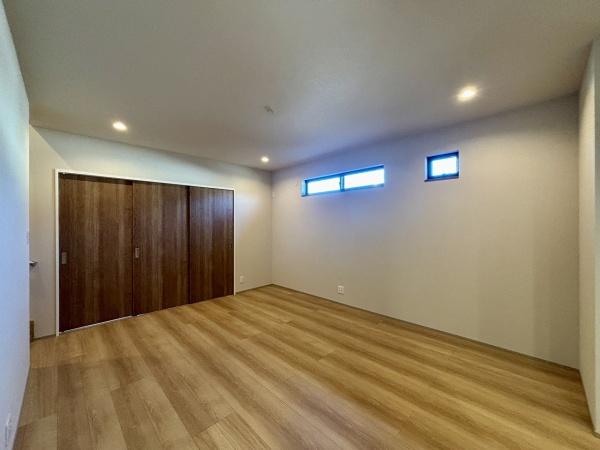 堺市美原区平尾　中古戸建 内観写真（リビング）