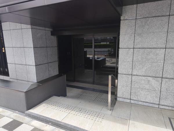 プレミスト京都五条 共用部写真（エントランス）