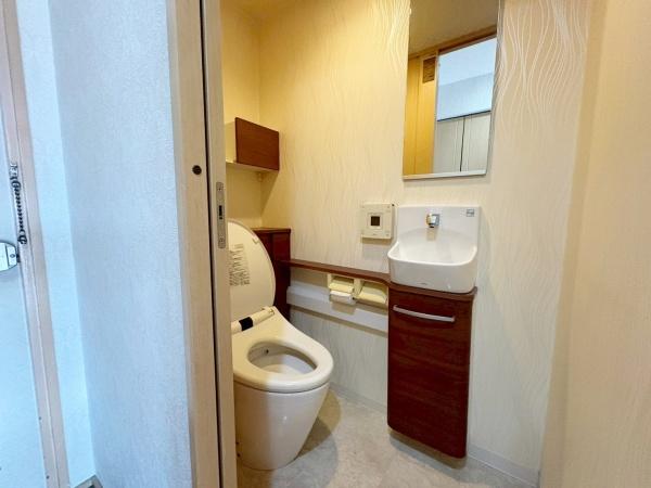 上本町ガーデンハイツ 内観写真（トイレ）