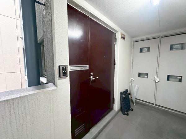 太平パシフィック桑津 現地写真（玄関）