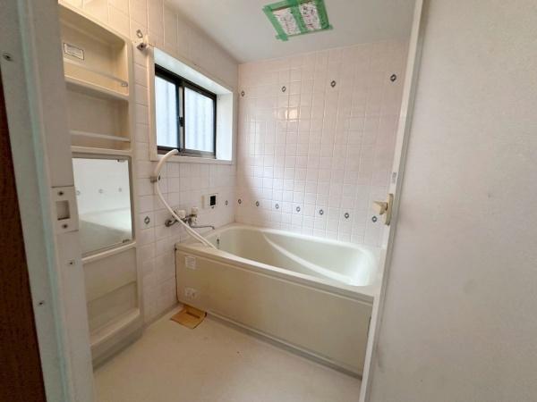 大阪市生野区桃谷5丁目　中古戸建 内観写真（浴室）