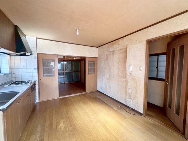 大阪市生野区桃谷5丁目　中古戸建 内観写真（リビング）
