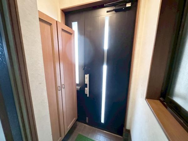 大阪市生野区桃谷5丁目　中古戸建 現地写真（玄関）