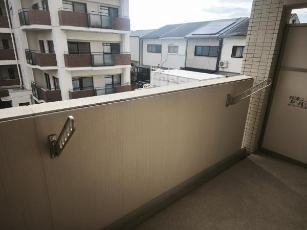 プレサンス京都一乗寺 現地写真（バルコニー）