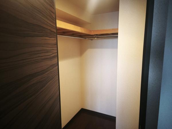 プレサンス京都一乗寺 内観写真（収納）