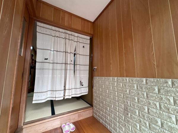 大阪市住之江区西加賀屋2丁目　中古戸建 現地写真（玄関）