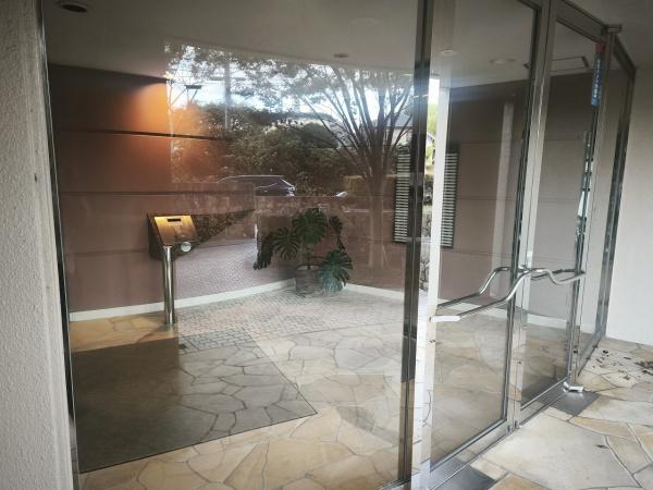 カネボウ琵琶湖アーバンプラザ 共用部写真（エントランス）