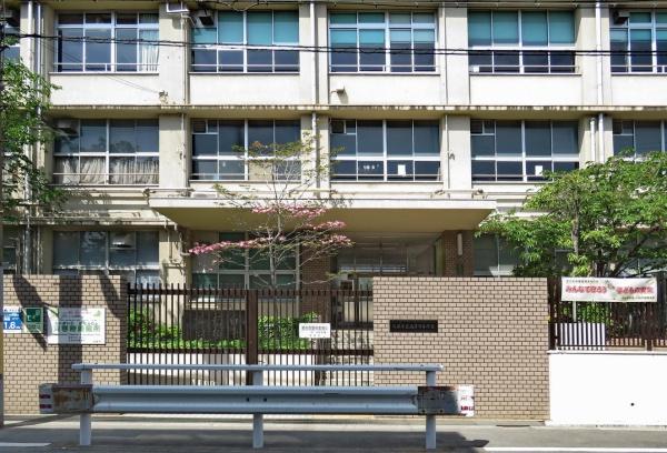 大阪市西成区南津守4丁目　中古戸建 小学校