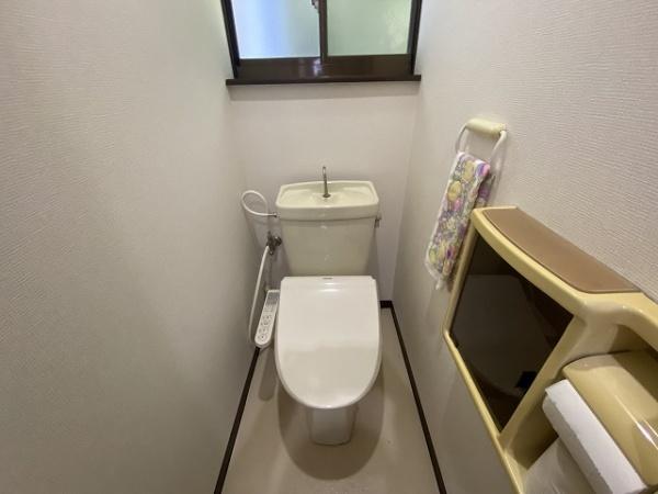 羽曳野市駒ヶ谷　中古戸建 内観写真（トイレ）