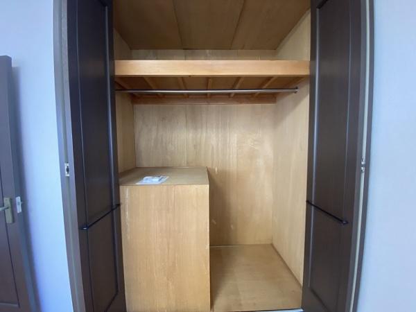 羽曳野市駒ヶ谷　中古戸建 内観写真（収納）