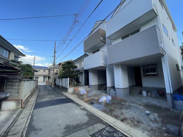 京都市右京区太秦上ノ段町　2号地　新築戸建 現地写真（前面道路含む現地写真）