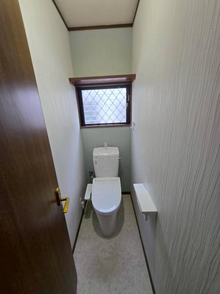 堺市西区鳳南町5丁　中古戸建 内観写真（トイレ）
