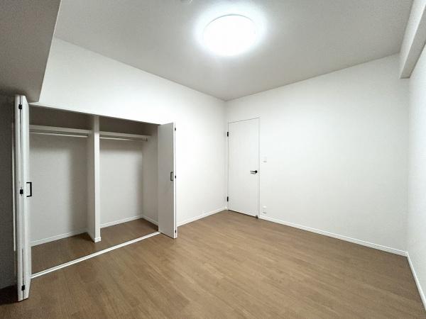 シティパーク北野田 内観写真（リビング以外の居室）