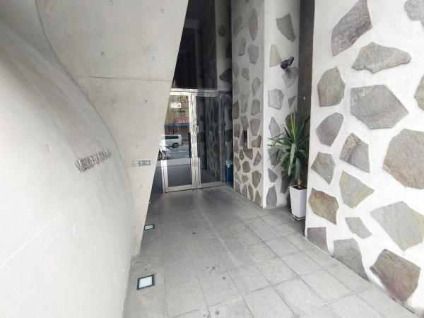 ベルデフラッツ阿波座 共用部写真（エントランス）