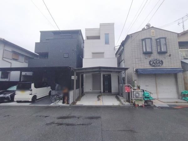 大阪市東淀川区井高野2丁目　中古戸建 現地写真（前面道路含む現地写真）