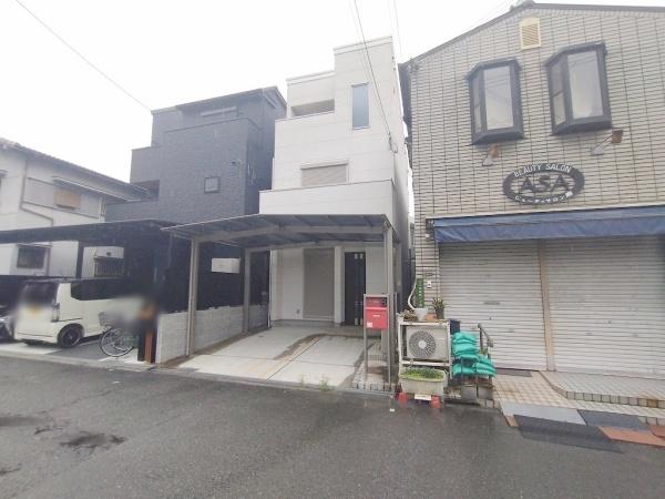 大阪市東淀川区井高野2丁目　中古戸建 現地写真（前面道路含む現地写真）