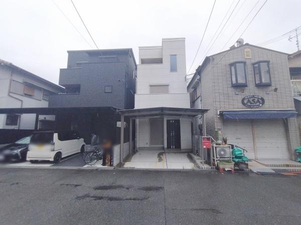 大阪市東淀川区井高野2丁目　中古戸建 現地写真（前面道路含む現地写真）