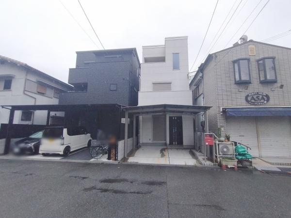 大阪市東淀川区井高野2丁目　中古戸建 現地写真（前面道路含む現地写真）