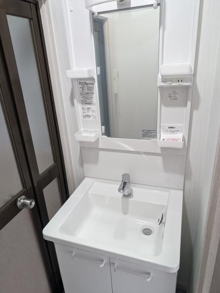 京都市左京区静市市原町　中古テラスハウス 内観写真（洗面台・洗面所）