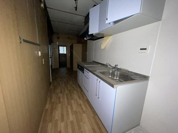 京都市中京区聚楽廻松下町　中古戸建 内観写真（キッチン）