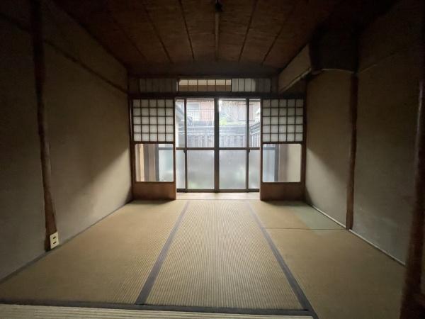 京都市中京区聚楽廻松下町　中古戸建 内観写真（リビング以外の居室）