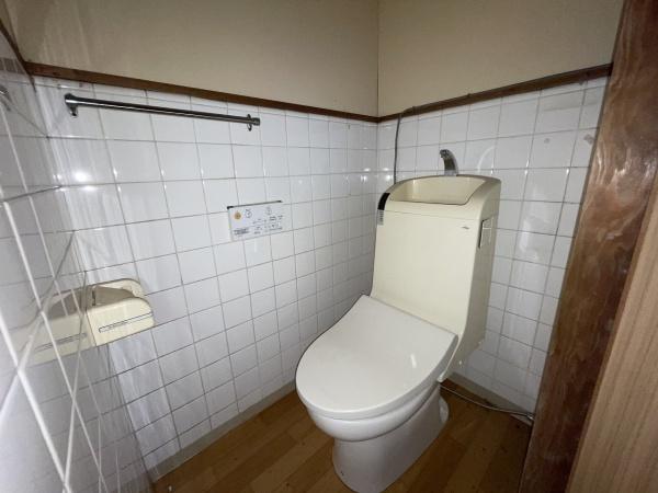 京都市中京区聚楽廻松下町　中古戸建 内観写真（トイレ）