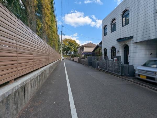 京都市北区紫竹上長目町　上物有売土地 現地写真（前面道路含む現地写真）