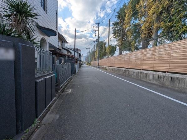 京都市北区紫竹上長目町　上物有売土地 現地写真（前面道路含む現地写真）