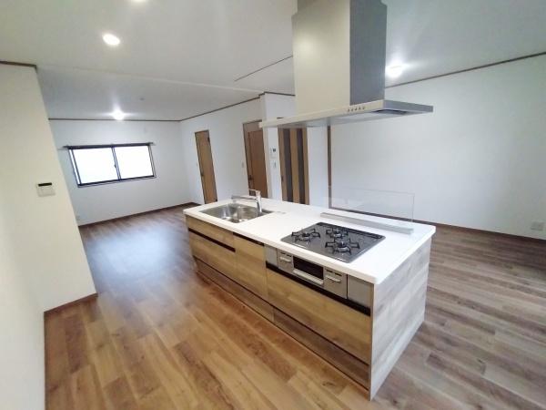 大阪市鶴見区緑3丁目　中古戸建 内観写真（キッチン）