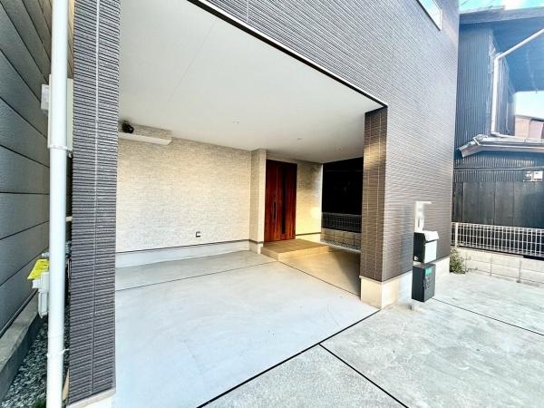 大阪市住之江区粉浜西2丁目　中古戸建 現地写真（駐車場）