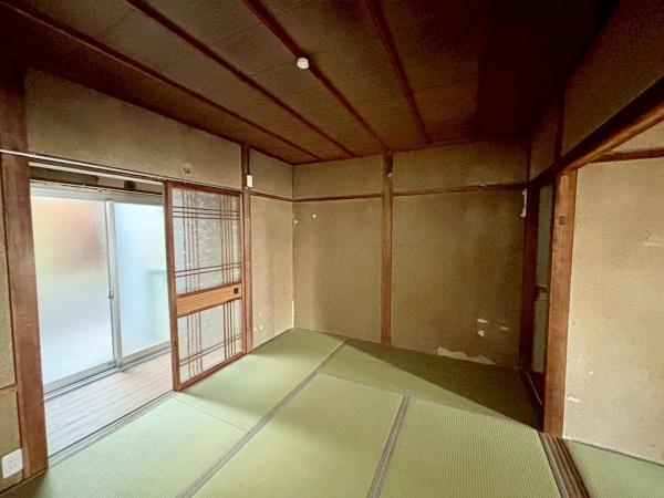 堺市北区野遠町　中古テラスハウス 内観写真（リビング以外の居室）