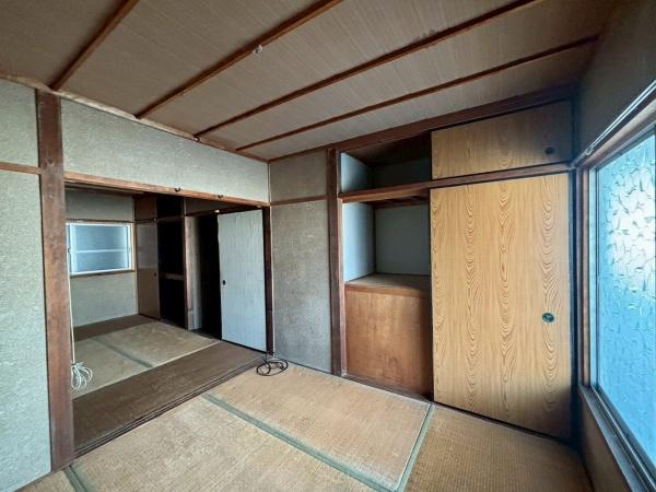 堺市北区野遠町　中古テラスハウス 内観写真（リビング以外の居室）
