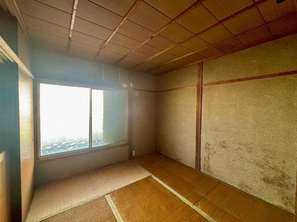 堺市北区野遠町　中古テラスハウス 内観写真（リビング以外の居室）