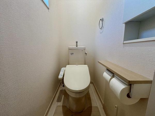 堺市堺区山本町5丁　中古戸建 内観写真（トイレ）
