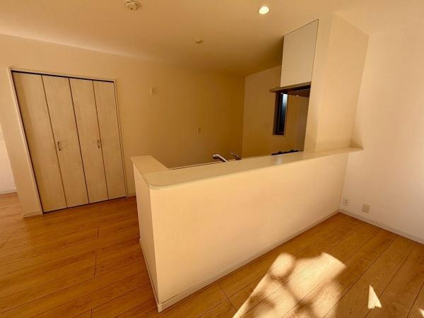 堺市堺区山本町5丁　中古戸建 内観写真（キッチン）