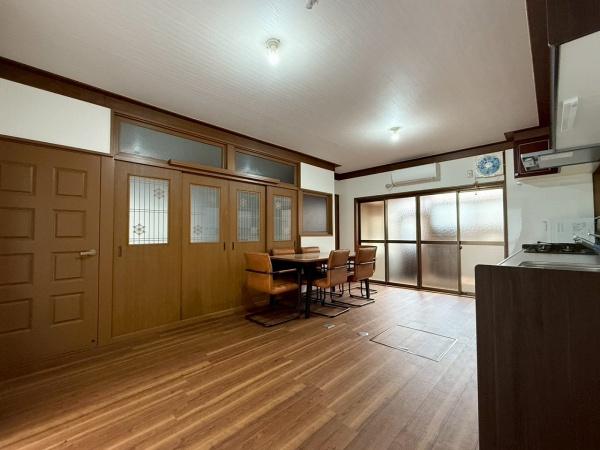京都市左京区静市市原町　中古戸建 内観写真（リビング）
