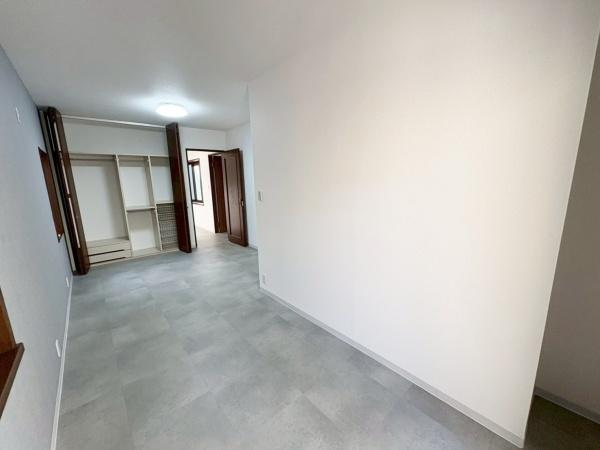 大阪市住之江区安立3丁目　中古戸建 内観写真（リビング以外の居室）